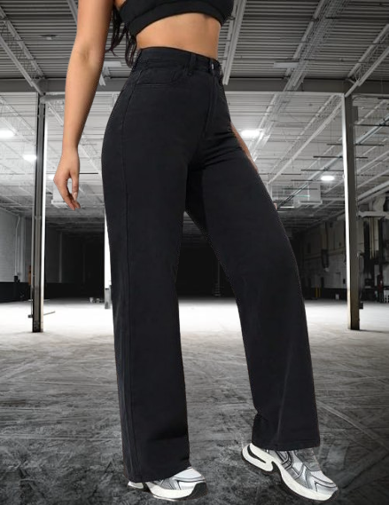 BLACK STRAIGHT FIT JEANS👖